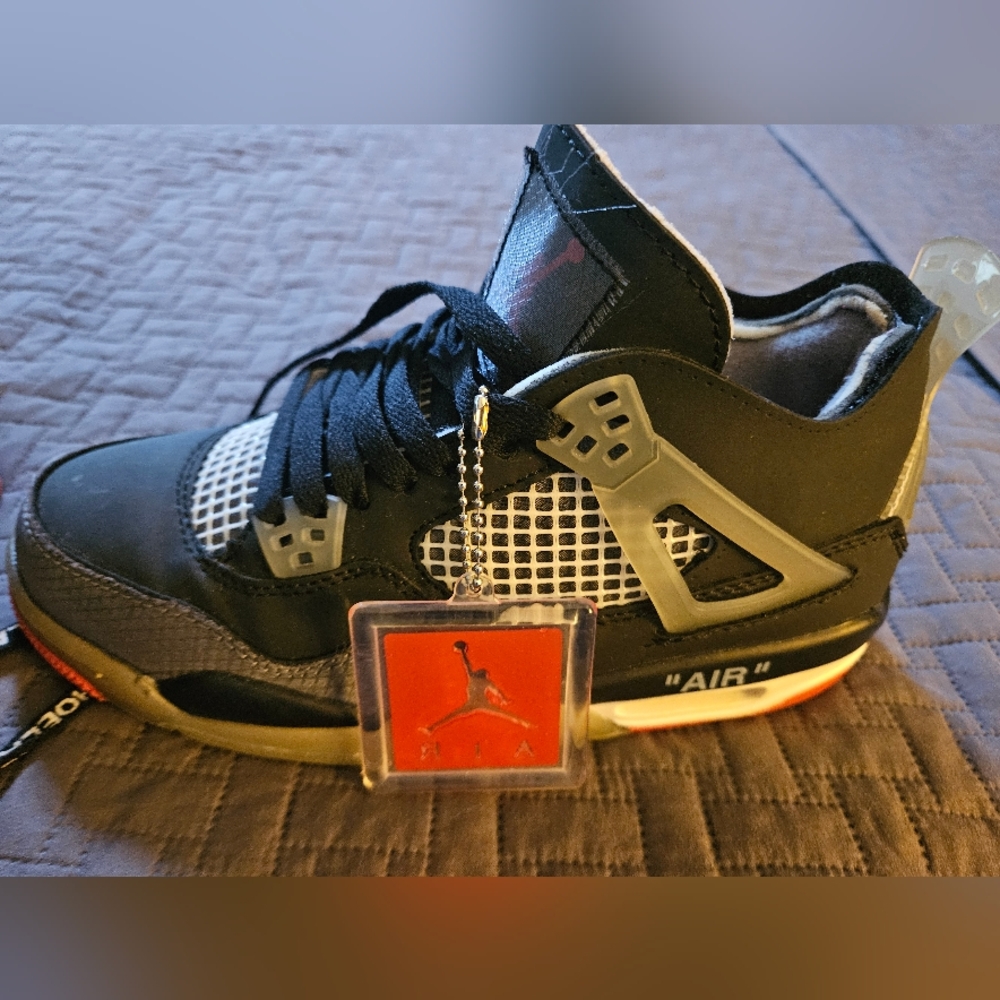 Air Jordon 4 Retro